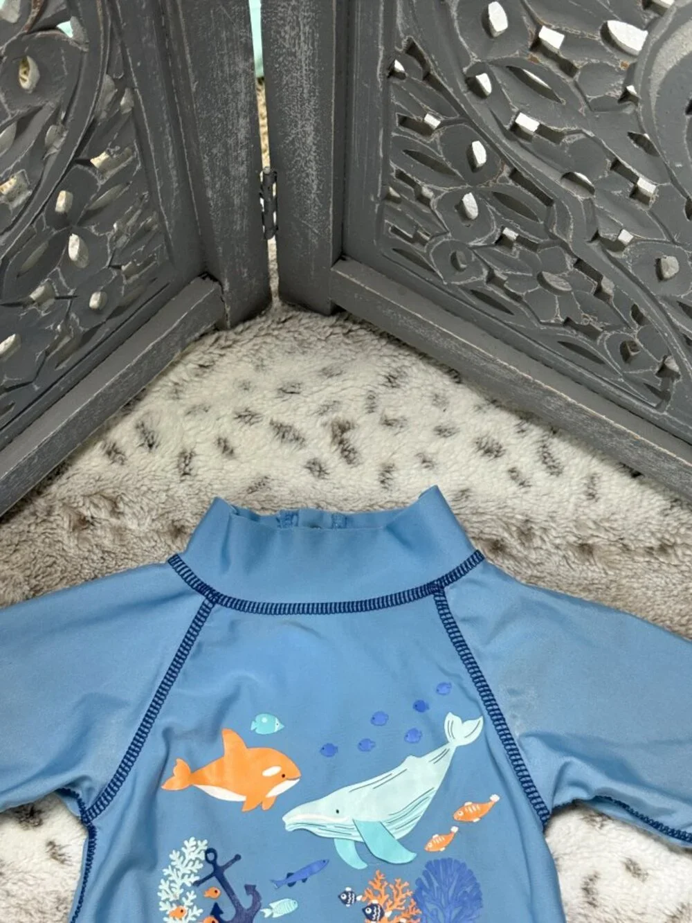 UV Skinz blue short sleeve rashguard boys 2T whale fish tropical beach summer
